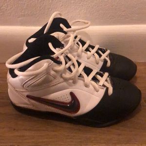 Nike kids basketball shoes